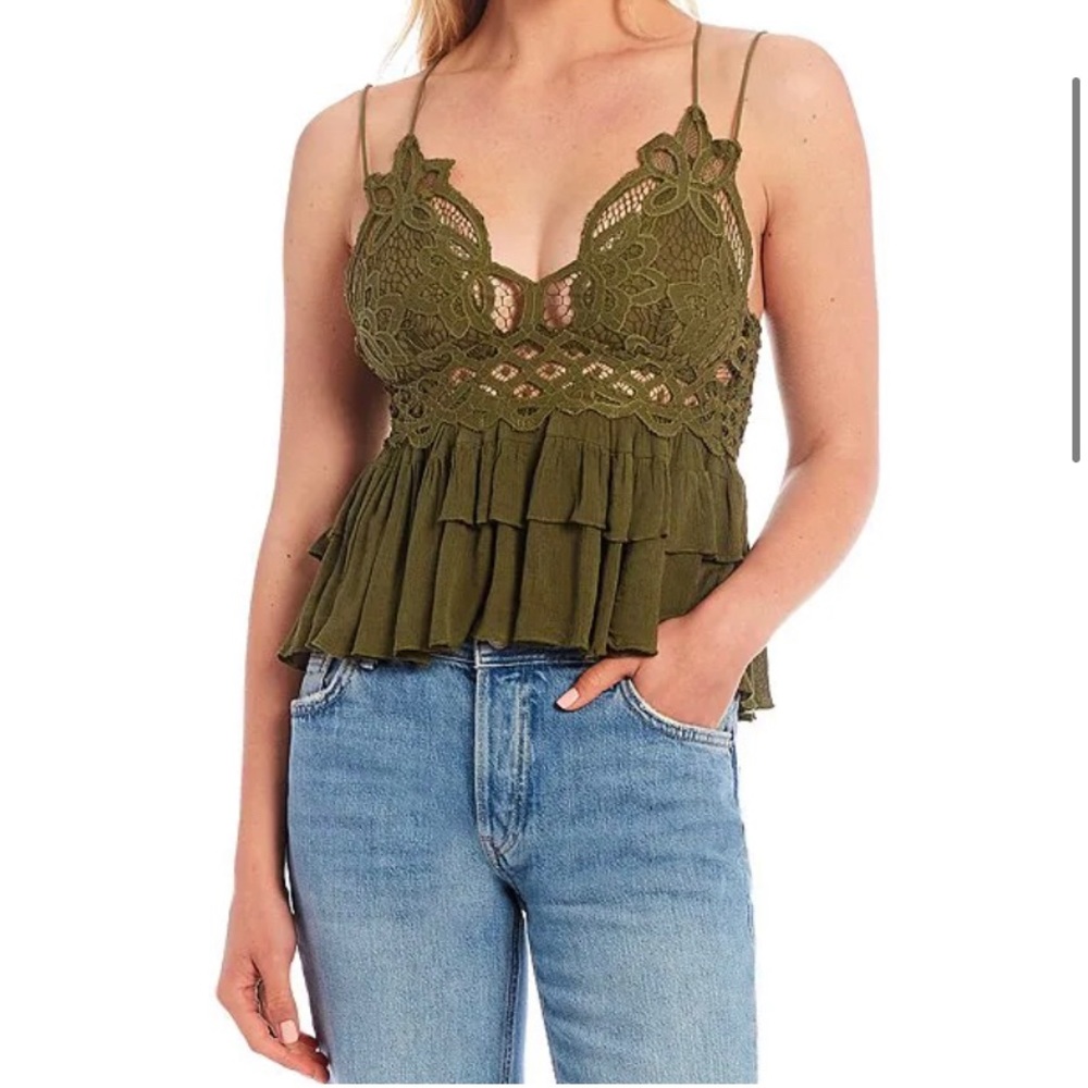 New with tags, free people top